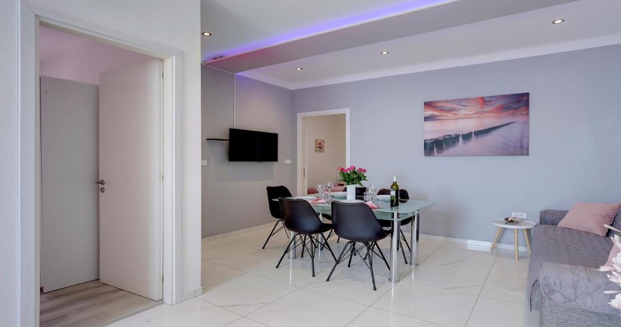 Adorable Apartment Ena Kaštela Zewnętrze zdjęcie