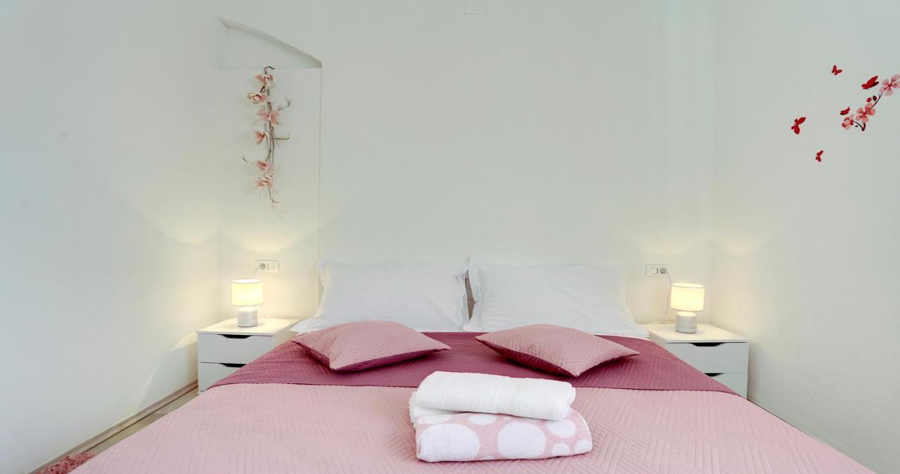 Adorable Apartment Ena Kaštela Zewnętrze zdjęcie