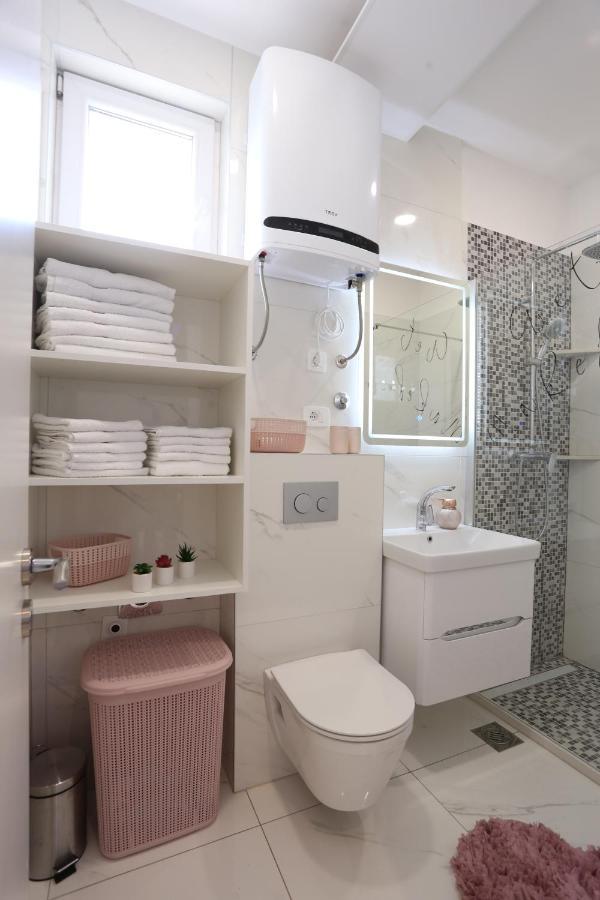 Adorable Apartment Ena Kaštela Zewnętrze zdjęcie